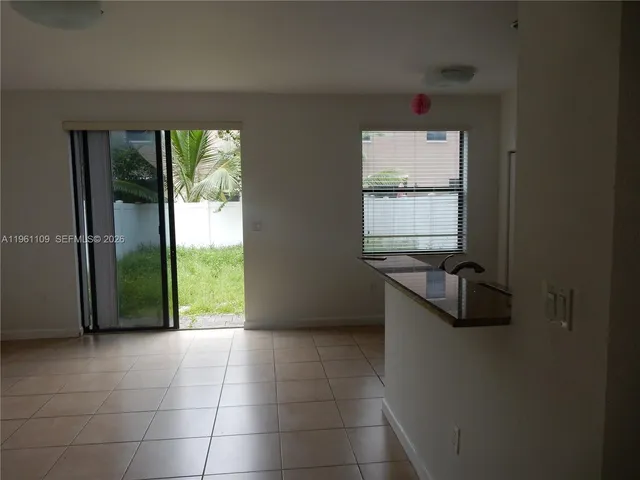$550,000 | 3467 West 89th Terrace, Hialeah, FL 33018