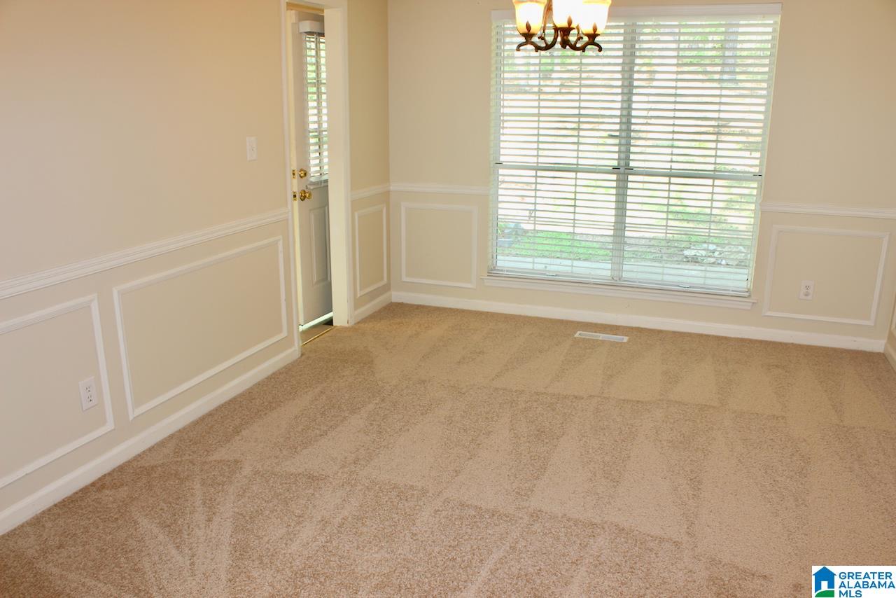 1058 Independence Court Alabaster, AL 35007 - Photo 11 of 35