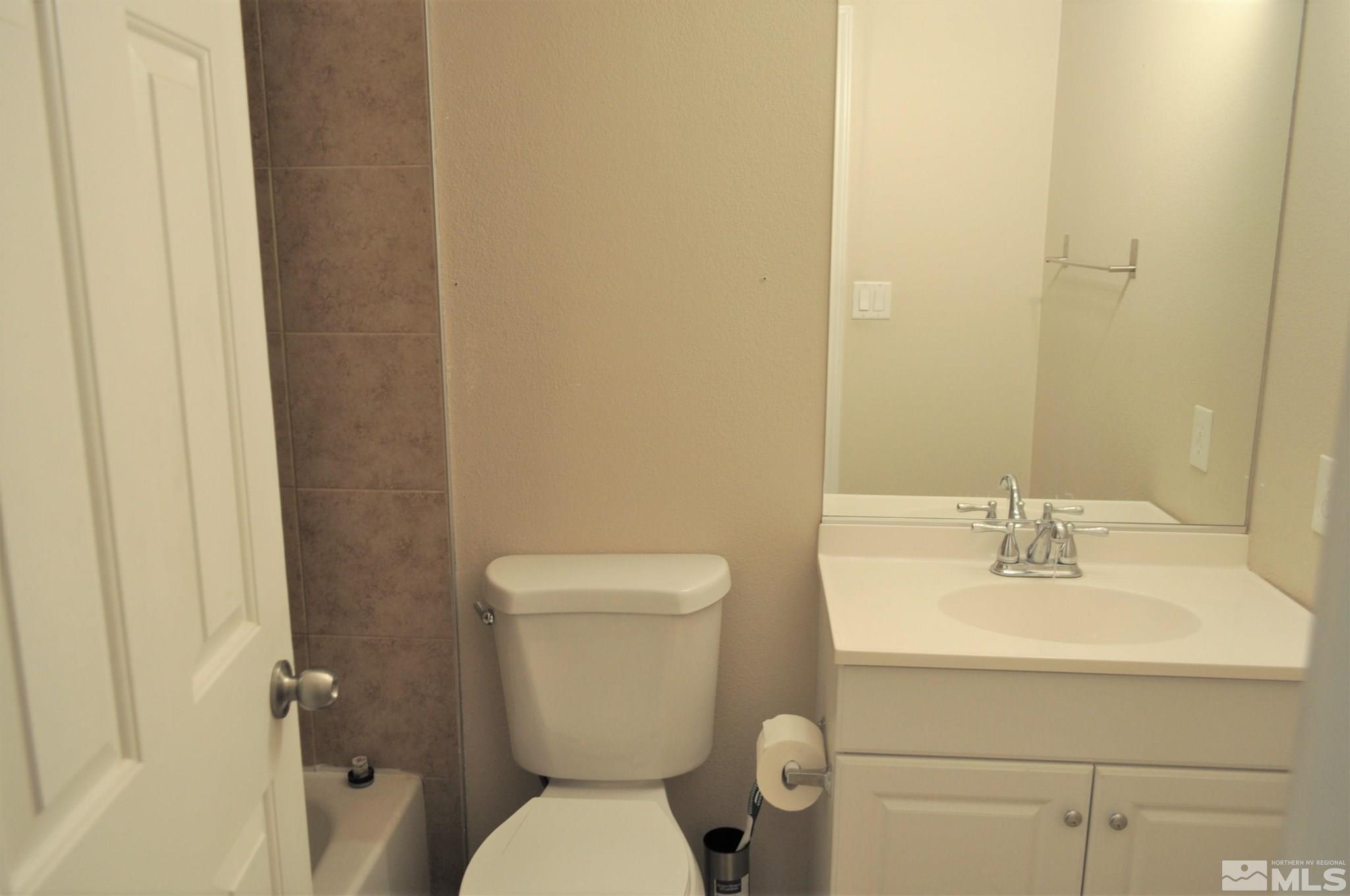 3910 Peregrine Circle Reno, NV 89508 - Photo 8 of 9 Photo 8