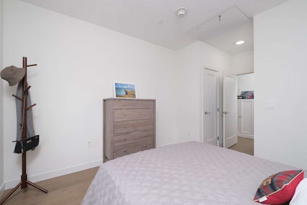 45 Lewis Street, Unit 305 Boston, MA 02128 - Photo 11 of 41