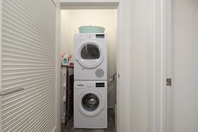 $3,400 | 45 Lewis Street, Unit 305, Boston, MA 02128