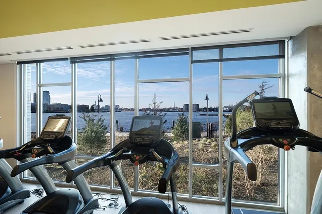 $3,400 | 45 Lewis Street, Unit 305, Boston, MA 02128