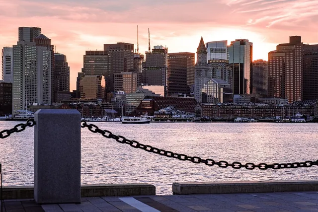 $3,400 | 45 Lewis Street, Unit 305, Boston, MA 02128