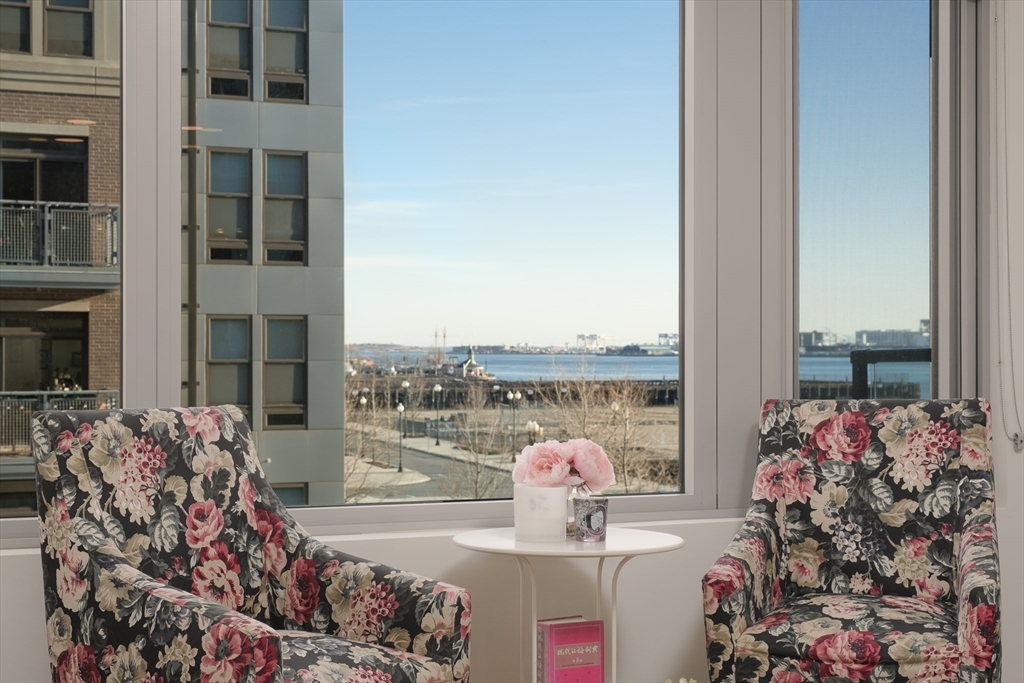 45 Lewis Street, Unit 305 Boston, MA 02128 - Photo 6 of 41