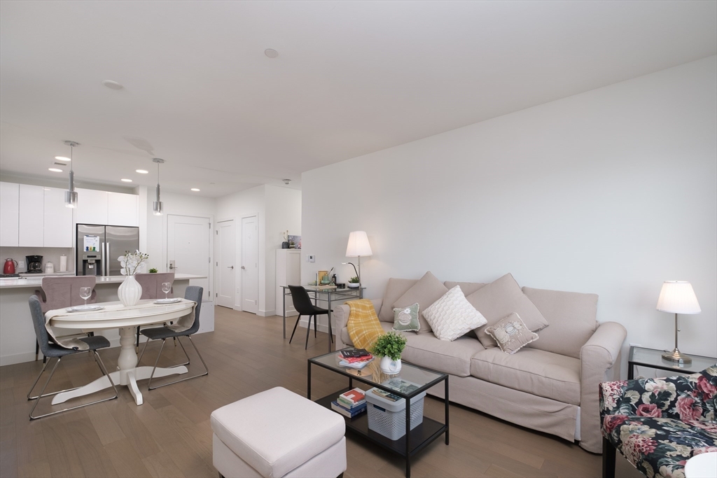 45 Lewis Street, Unit 305 Boston, MA 02128 - Photo 7 of 41