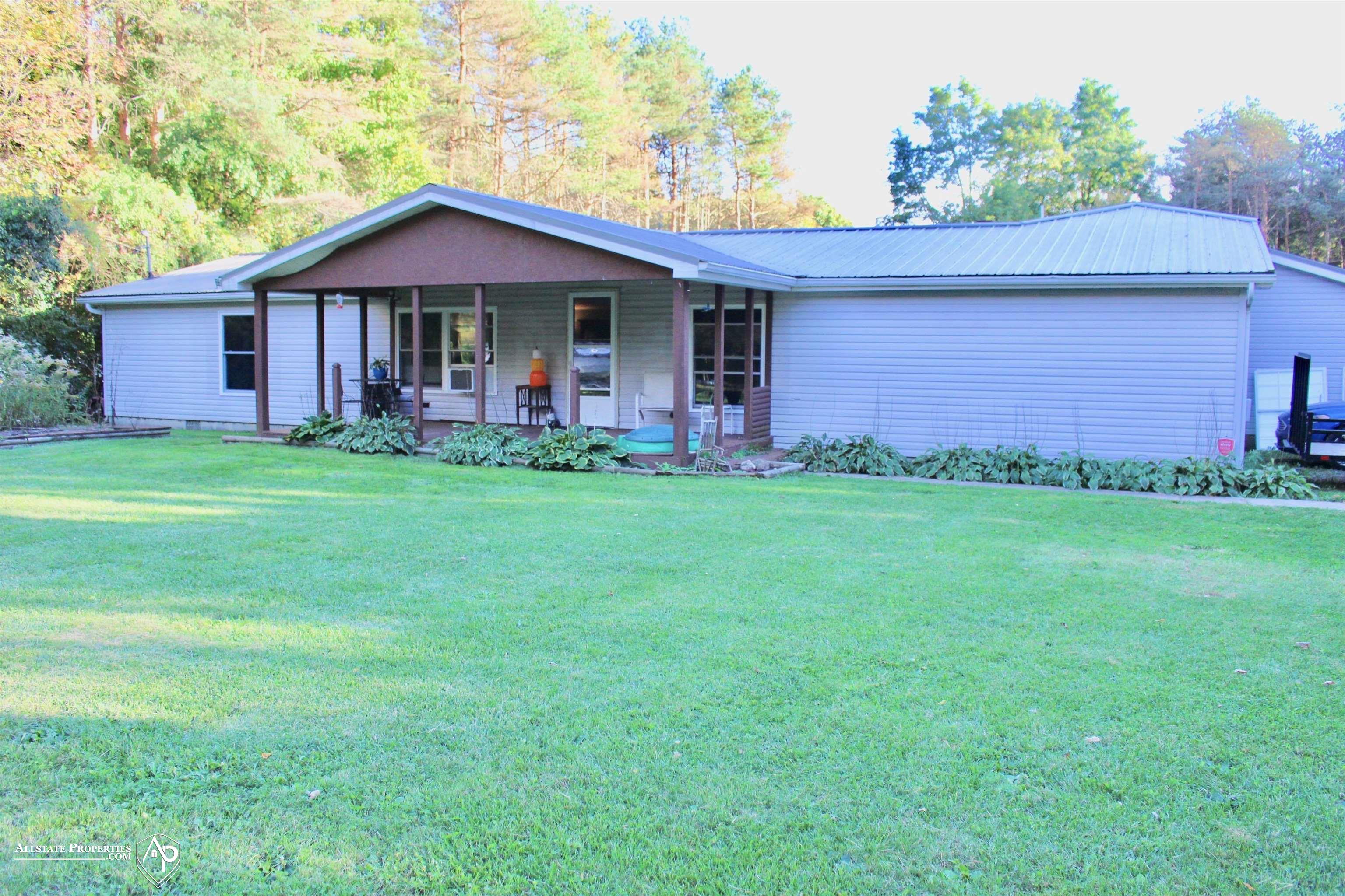 5440 East Coldwater Road Flint, MI 48506 - Photo 37 of 37 50157791-7fdb16d6-6221-4b71-8091-cbf8ddeb5ae2.JPG