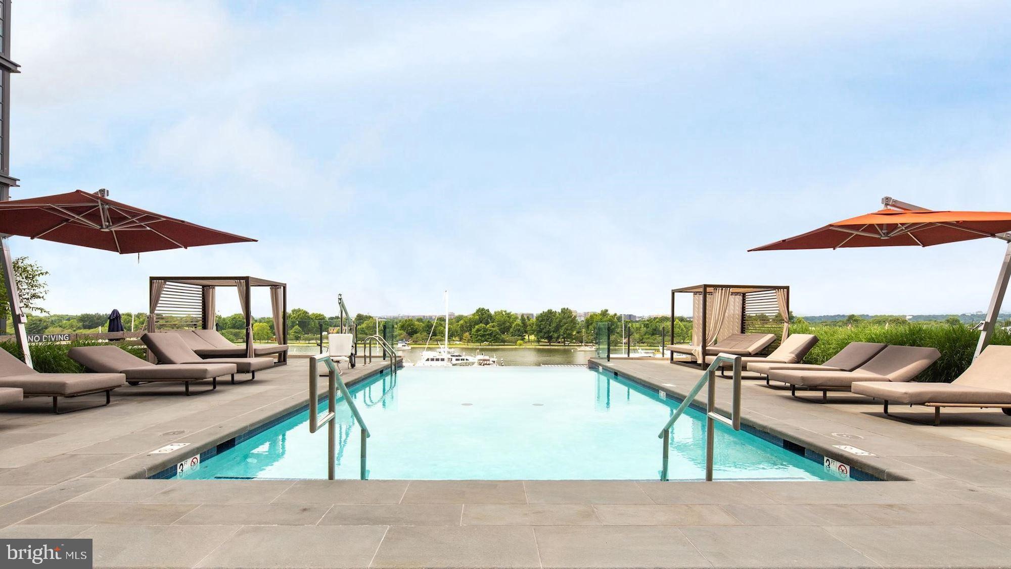 45 Sutton Square Southwest, Unit 1120 Washington, DC 20024 - Photo 25 of 39 Saltwater infinity-edge pool