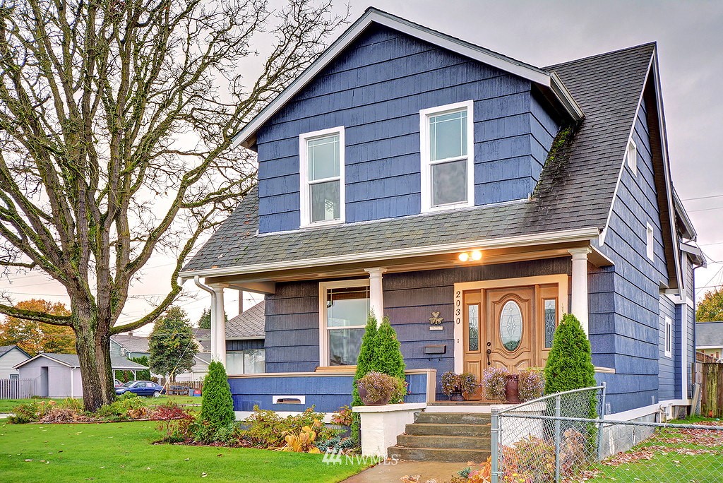 2030 Rockefeller Avenue Everett, WA 98201 - Photo 1 of 21