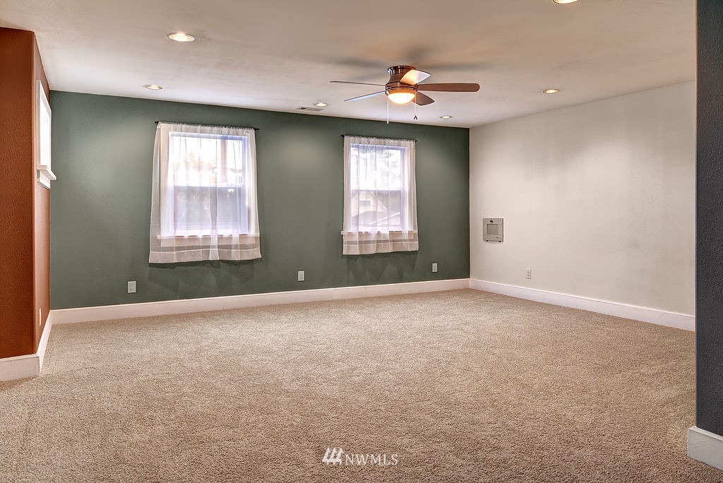 2030 Rockefeller Avenue Everett, WA 98201 - Photo 16 of 21