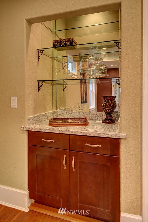 2030 Rockefeller Avenue Everett, WA 98201 - Photo 9 of 21