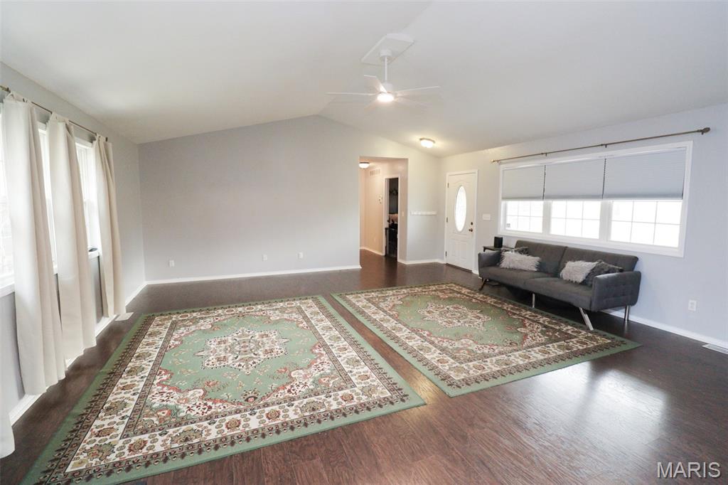 21141 Larson Road Waynesville, MO 65583 - Photo 6 of 63