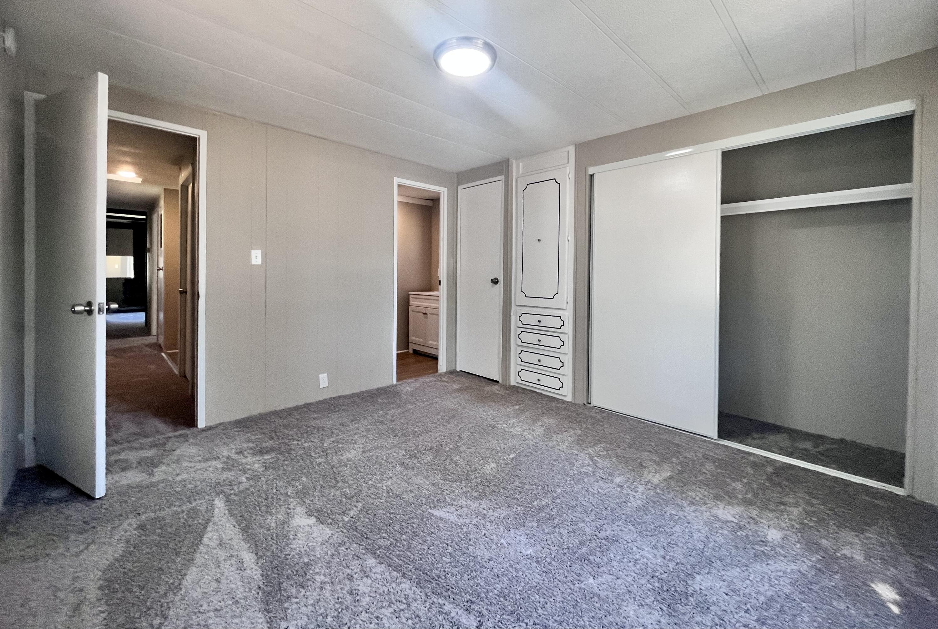 60311 Cheyenne Road, Unit 15 Bend, OR 97702 - Photo 17 of 24 IMG_3946