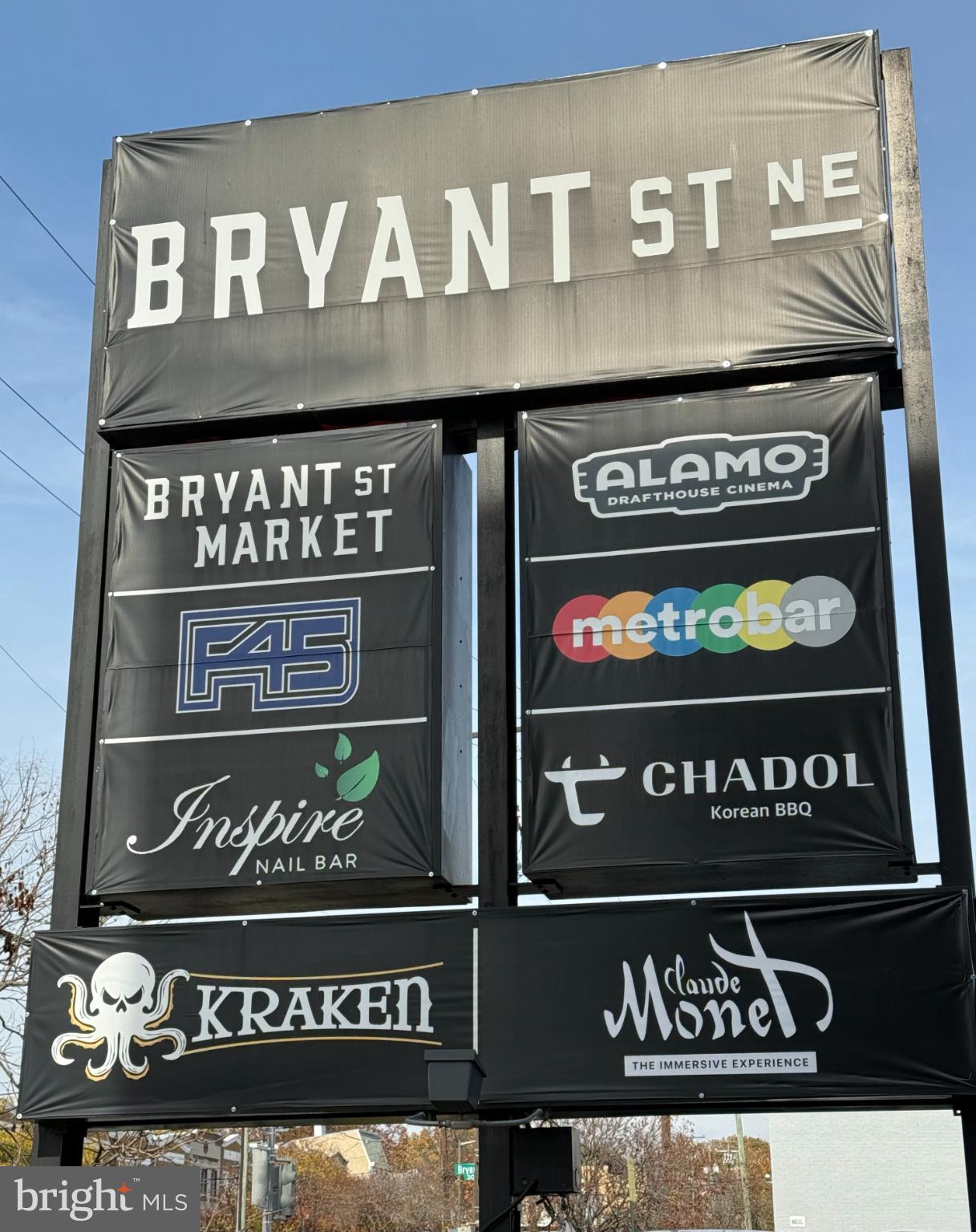 318 Rhode Island Avenue Northeast, Unit 101 Washington, DC 20002 - Photo 32 of 33 a close up of a street sign