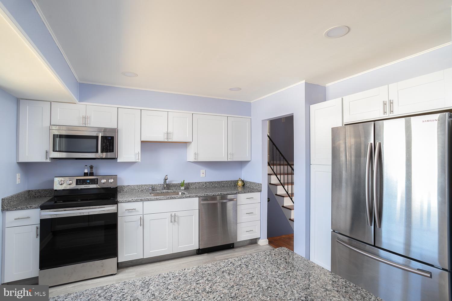 26 Hilton Road Mount Holly, NJ 08060 - Photo 1 of 21 Brand new kitchen w/ SS appliancs