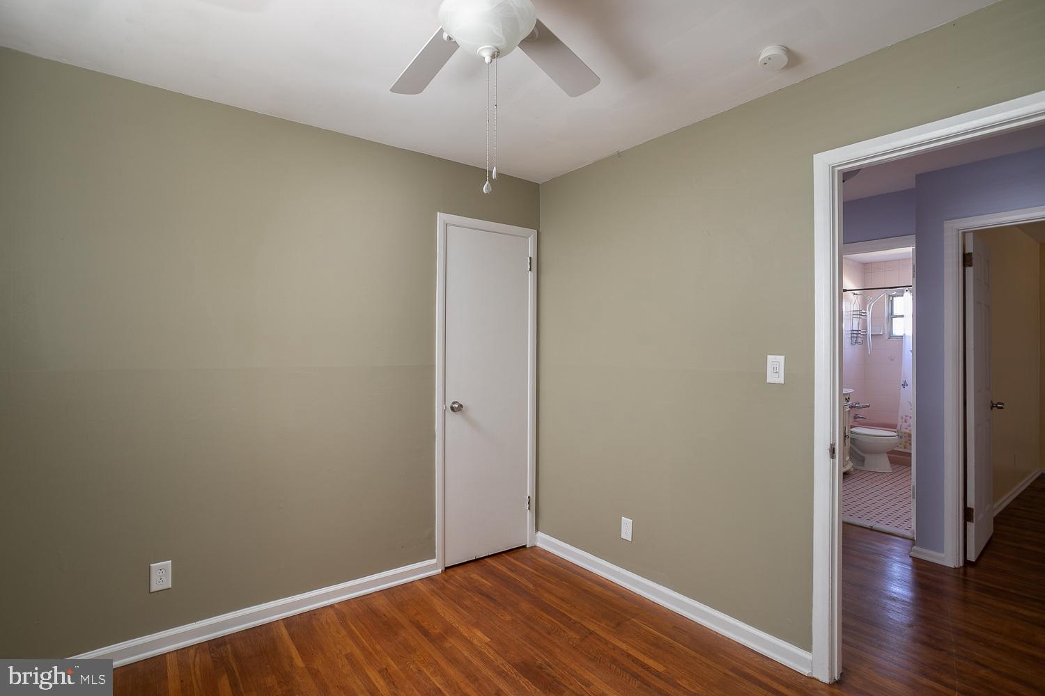 26 Hilton Road Mount Holly, NJ 08060 - Photo 16 of 21 BR 2 - 2 of 2