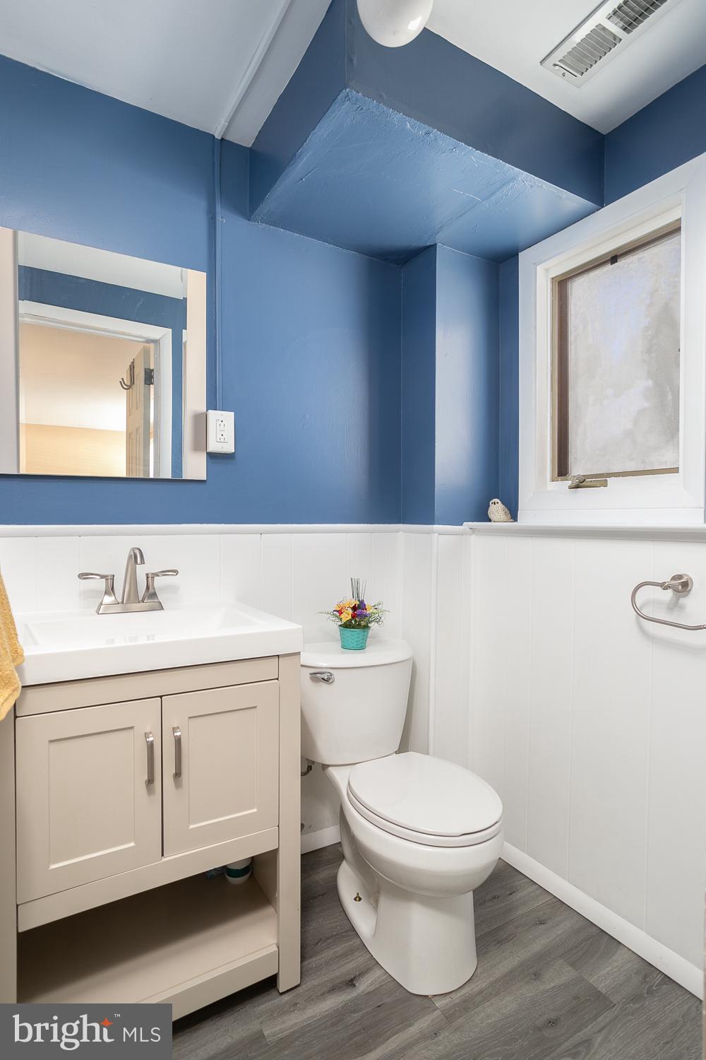 26 Hilton Road Mount Holly, NJ 08060 - Photo 8 of 21 1/2 bath