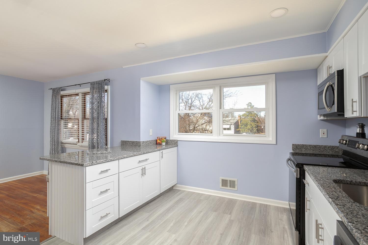 26 Hilton Road Mount Holly, NJ 08060 - Photo 9 of 21 Kitchen 2