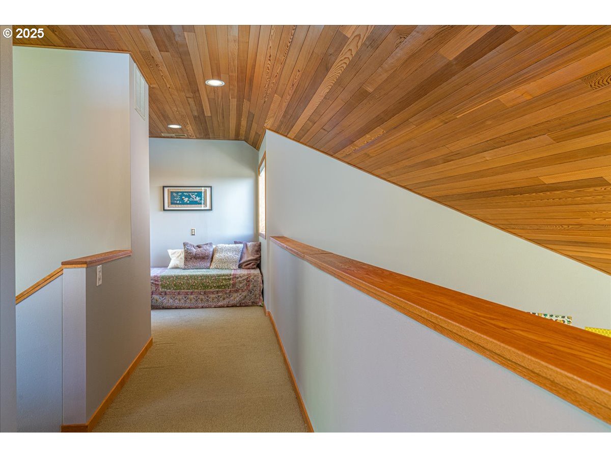 2636 Southwest Schaeffer Road West Linn, OR 97068 - Photo 26 of 47 Accessory Dwelling Unit