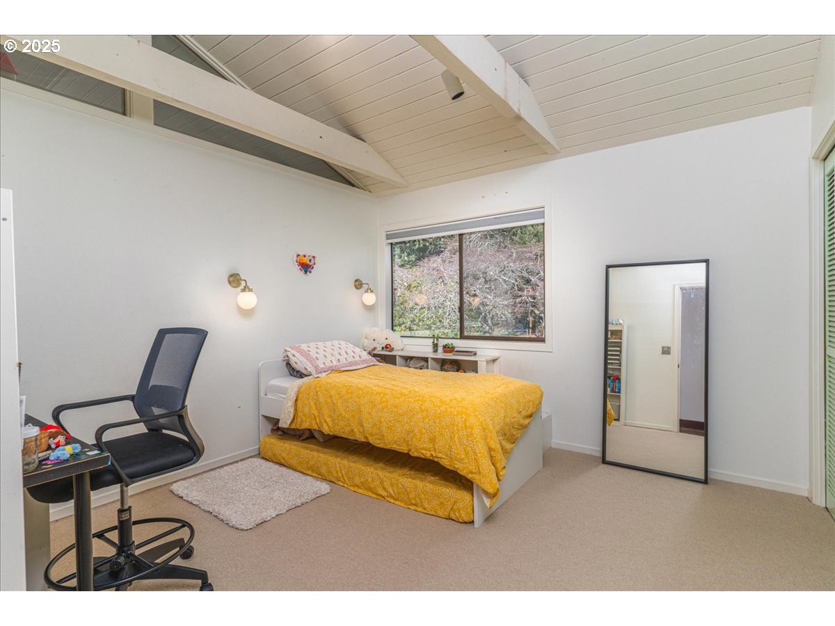 2636 Southwest Schaeffer Road West Linn, OR 97068 - Photo 29 of 47 Accessory Dwelling Unit