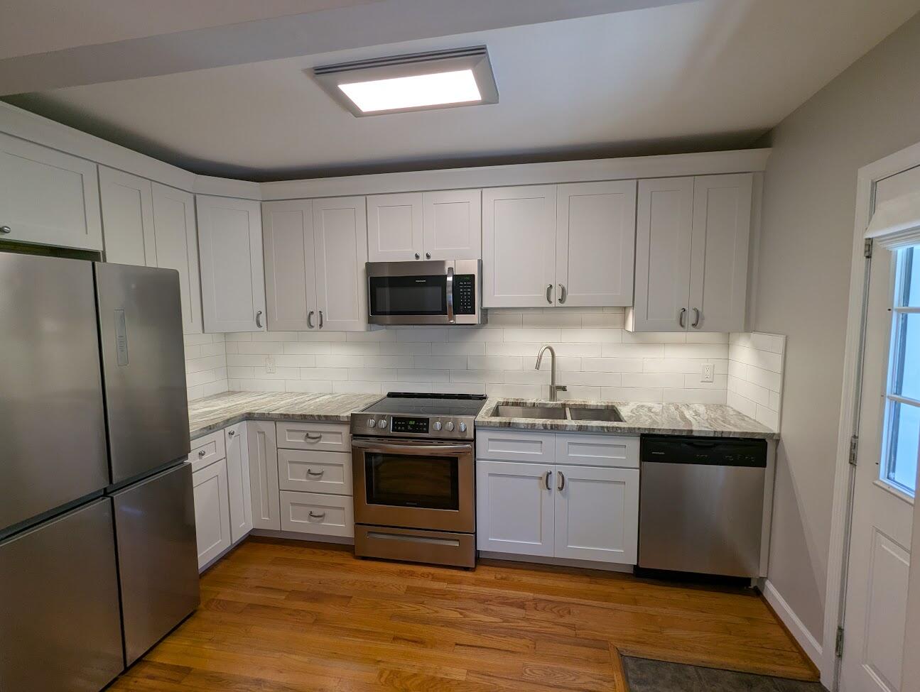 21 Hester Street, Unit 8 Charleston, SC 29403 - Photo 9 of 64 Kitchen