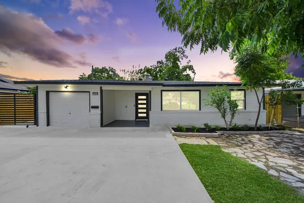 $2,300 | 1503 Locklaine Drive, Pasadena, TX 77502
