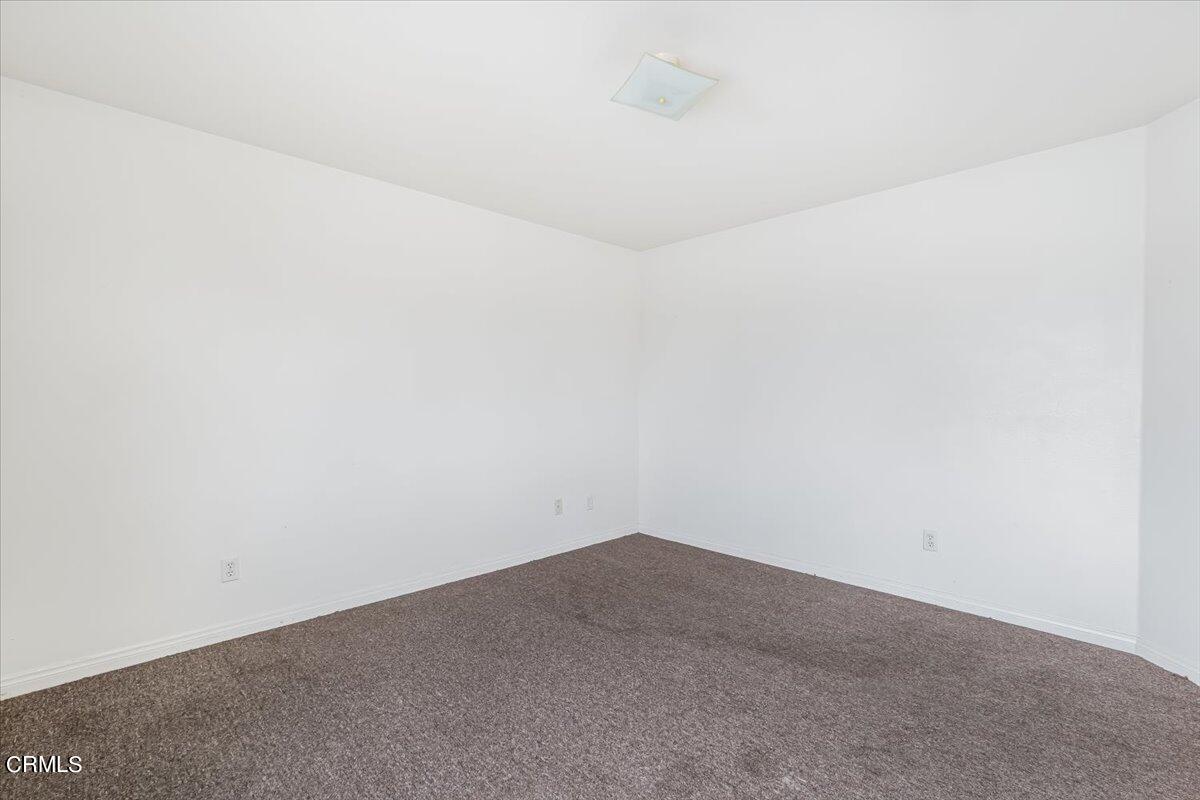 805 E Street Oxnard, CA 93030 - Photo 11 of 45 32-DSC00404