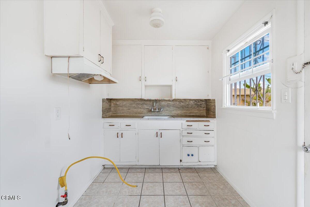 805 E Street Oxnard, CA 93030 - Photo 19 of 45 40-DSC00501