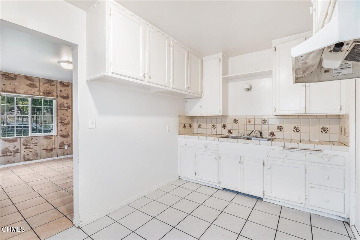 805 E Street Oxnard, CA 93030 - Photo 21 of 45 09-DSC00147