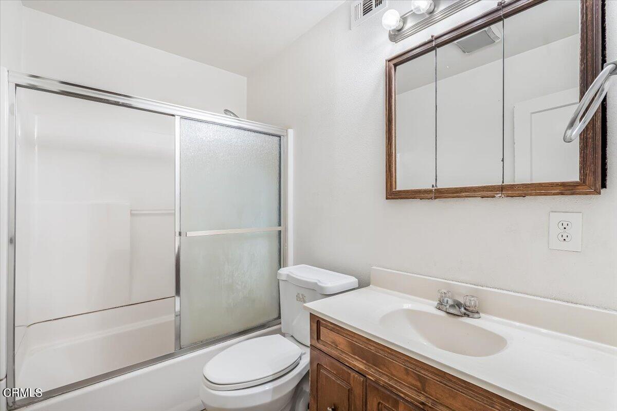 805 E Street Oxnard, CA 93030 - Photo 26 of 45 14-DSC00192