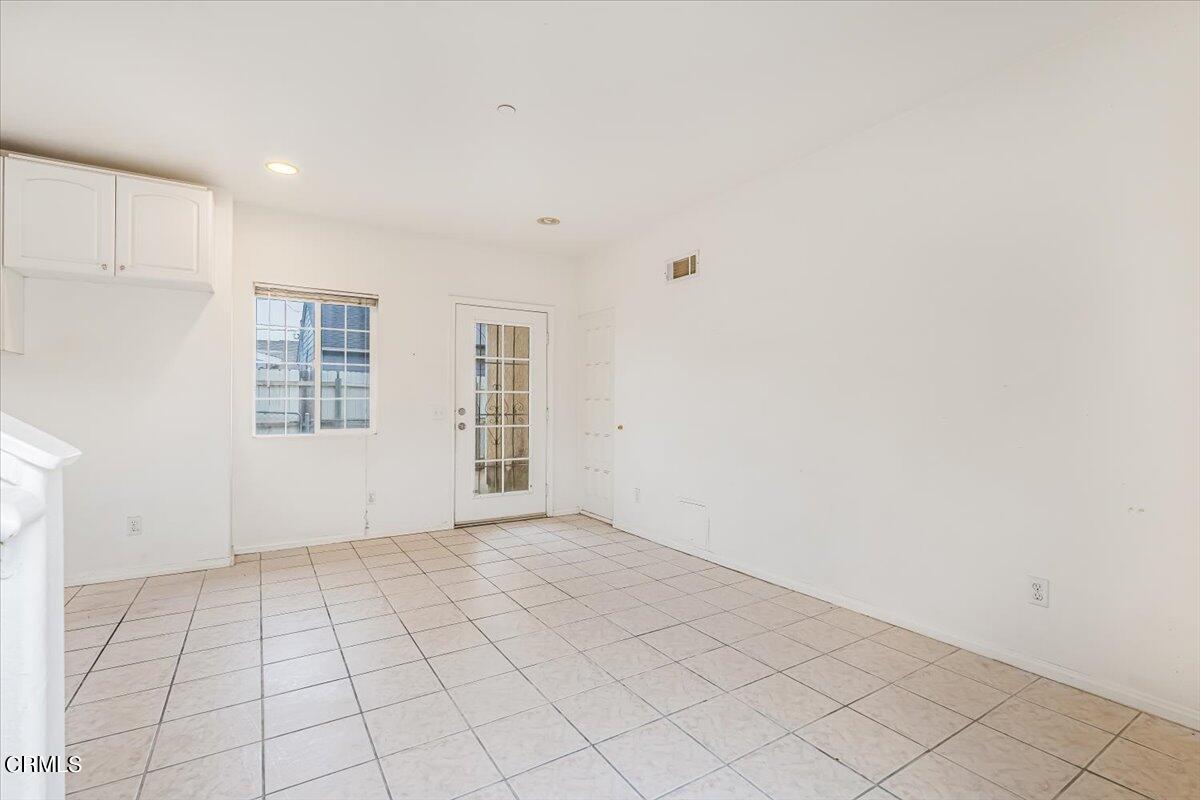 805 E Street Oxnard, CA 93030 - Photo 30 of 45 18-DSC00243