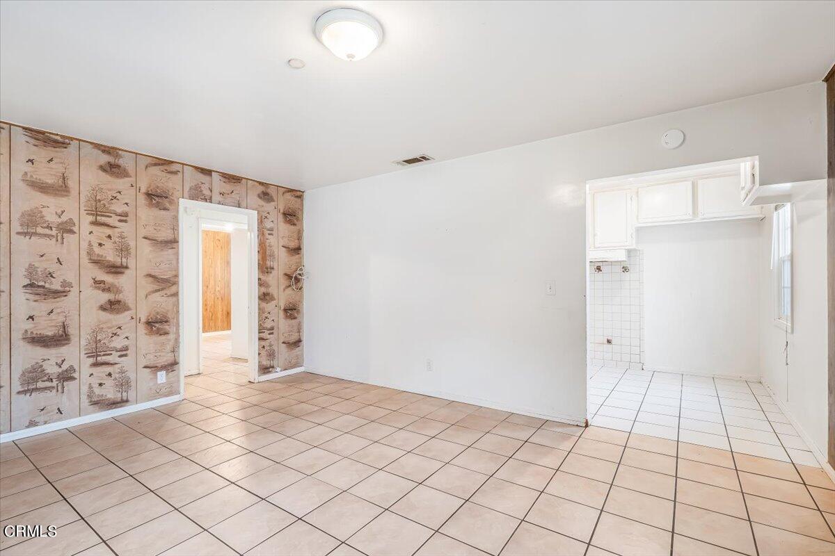 805 E Street Oxnard, CA 93030 - Photo 38 of 45 05-DSC00107