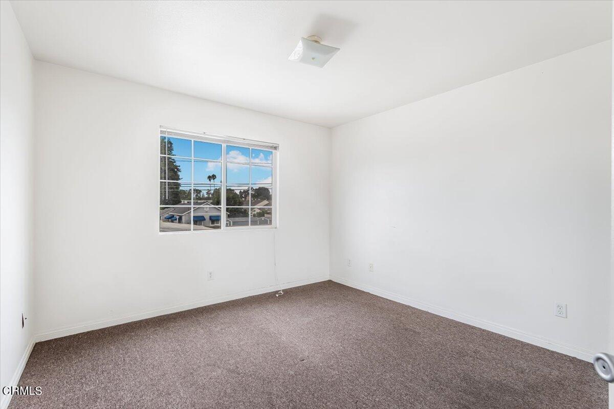 805 E Street Oxnard, CA 93030 - Photo 7 of 45 28-DSC00353