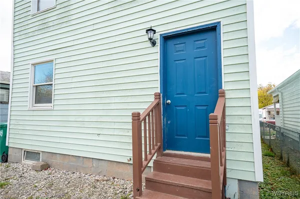 $250,000 | 2128 Jerauld Avenue, Niagara Falls, NY 14305