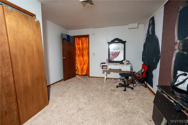 $250,000 | 2128 Jerauld Avenue, Niagara Falls, NY 14305