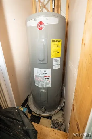 $250,000 | 2128 Jerauld Avenue, Niagara Falls, NY 14305