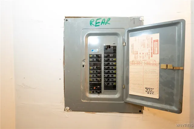 $250,000 | 2128 Jerauld Avenue, Niagara Falls, NY 14305