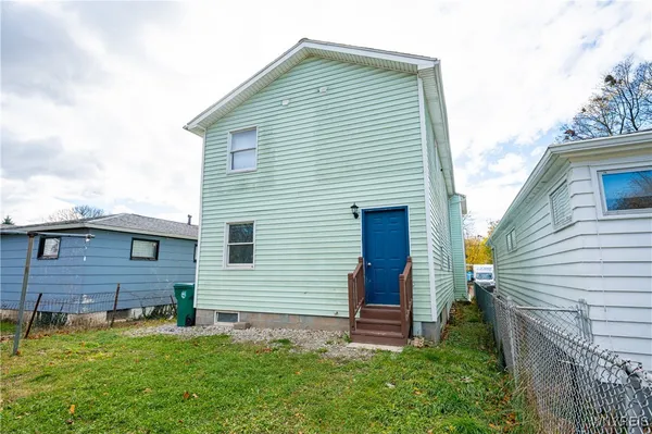 $250,000 | 2128 Jerauld Avenue, Niagara Falls, NY 14305
