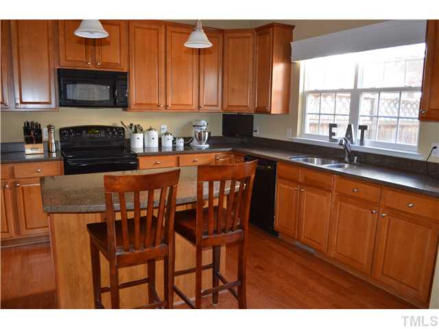 2524 Laurel Cherry Street Raleigh, NC 27612 - Photo 6 of 10 Gallery Image 6