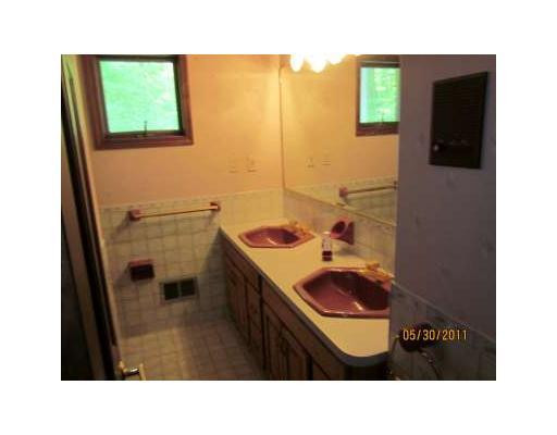 4326 Fenton Road Hartland, MI 48353 - Photo 7 of 10 Photo 7