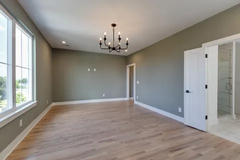 $899,995 | 5827 Maxon Avenue, Nashville, TN 37209