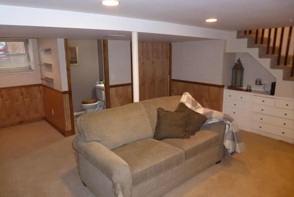 10 Colonial Road Peabody, MA 01960 - Photo 23 of 42 Gallery Image 23