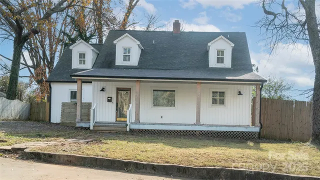 $339,900 | 203 Morehead Street, Morganton, NC 28655