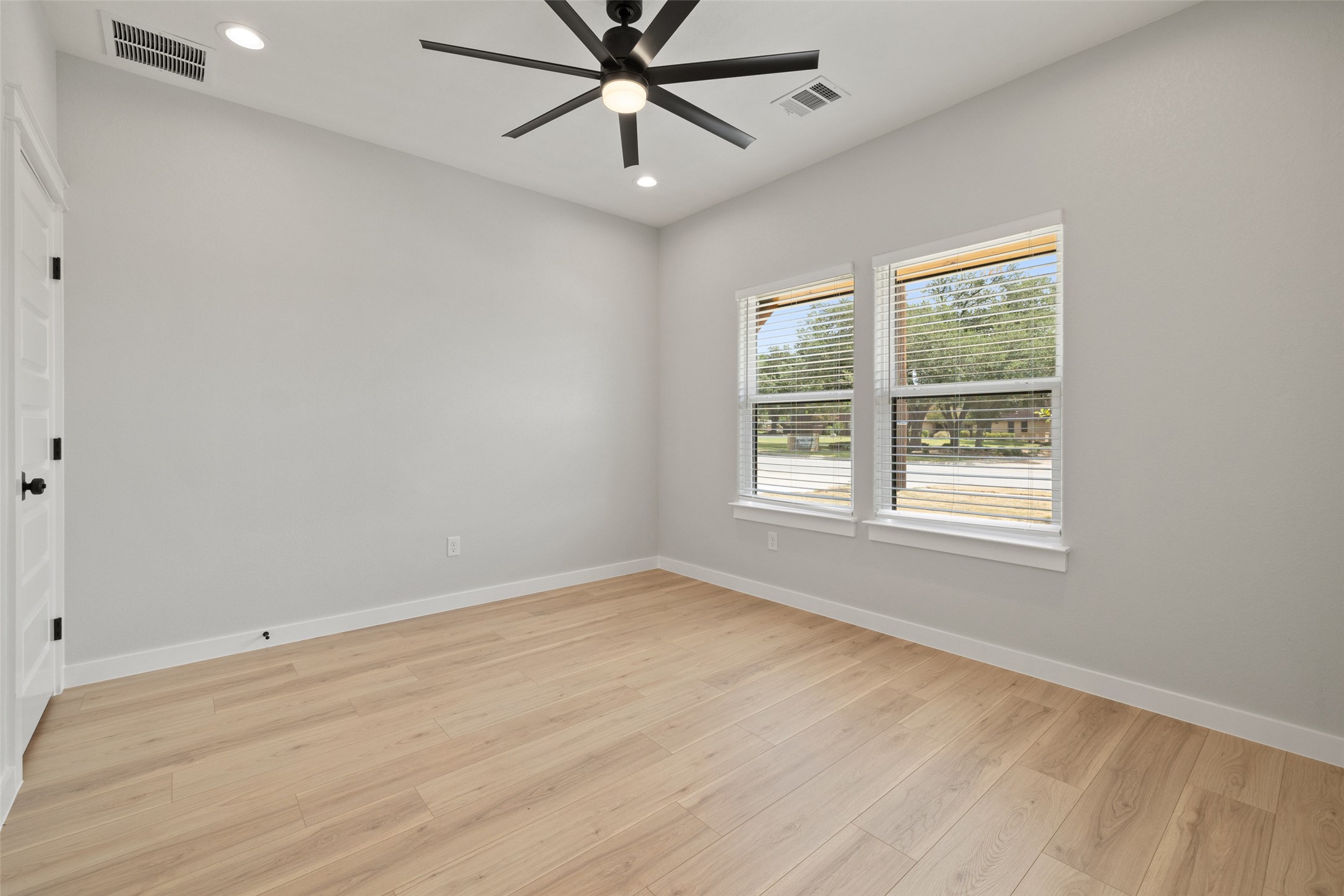 705 Sloan Street Taylor, TX 76574 - Photo 32 of 40 Office Or Flex room located at the front of the home