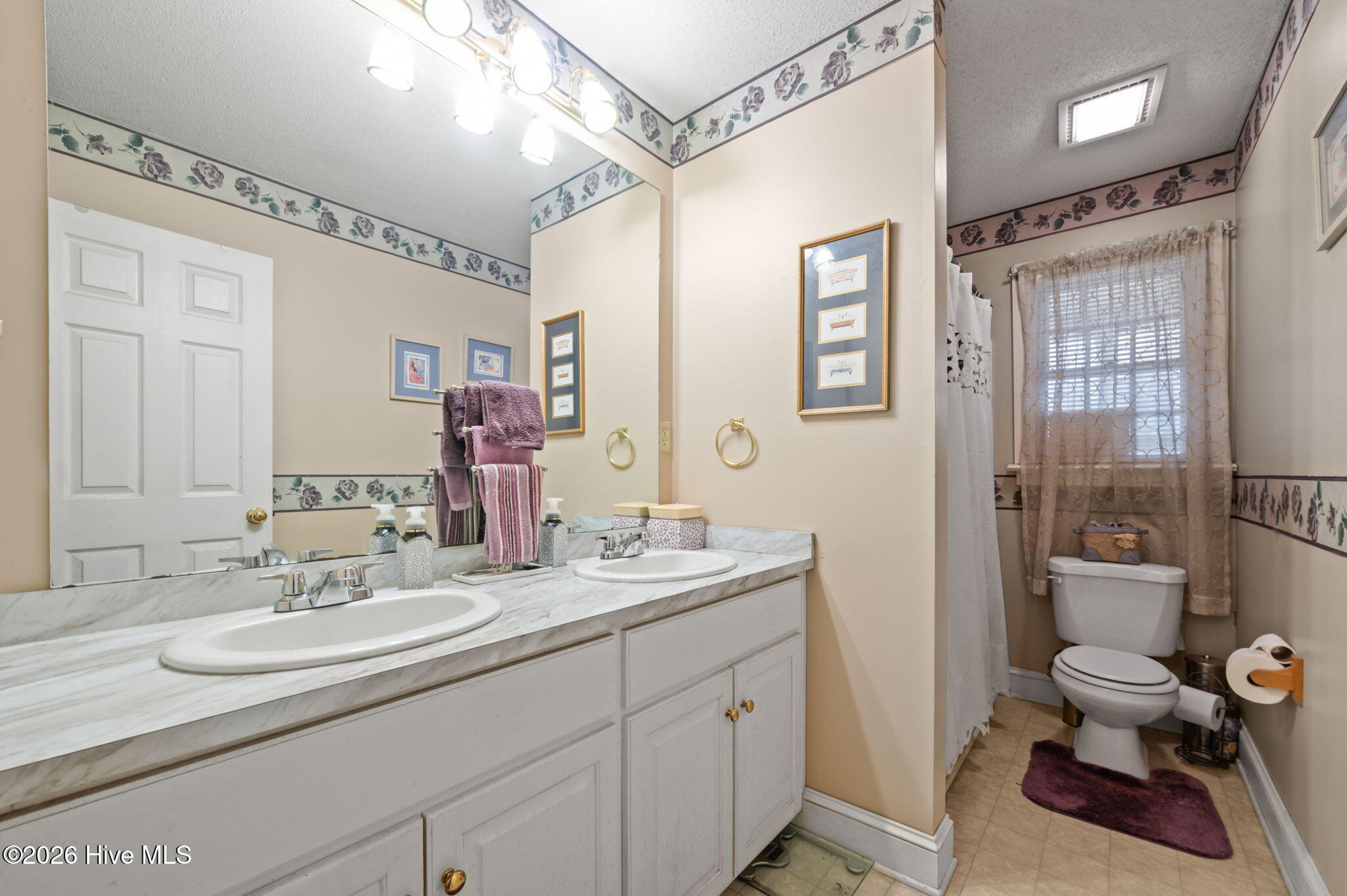 2209 Pocosin Road Ayden, NC 28513 - Photo 21 of 40 47-web-or-mls-LHV_9066