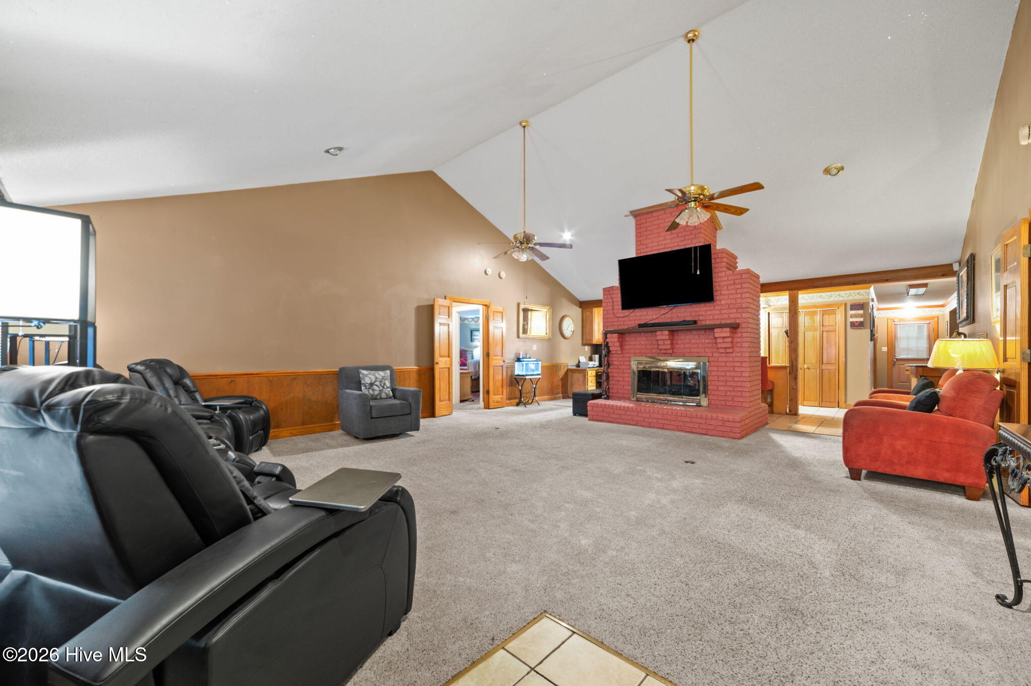 2209 Pocosin Road Ayden, NC 28513 - Photo 3 of 40 MAIN LIVINGROOM 1