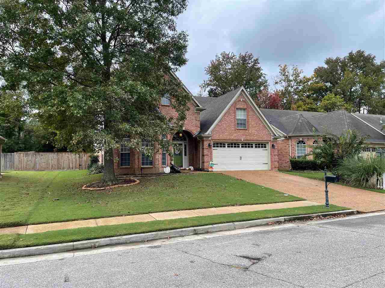 1205 Bridgewater Road Cordova, TN 38018 - Photo 2 of 3 a house with view of a house in background
