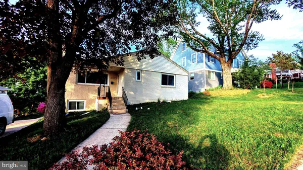 $3,590 | 2709 Navarre Drive, Chevy Chase, MD 20815