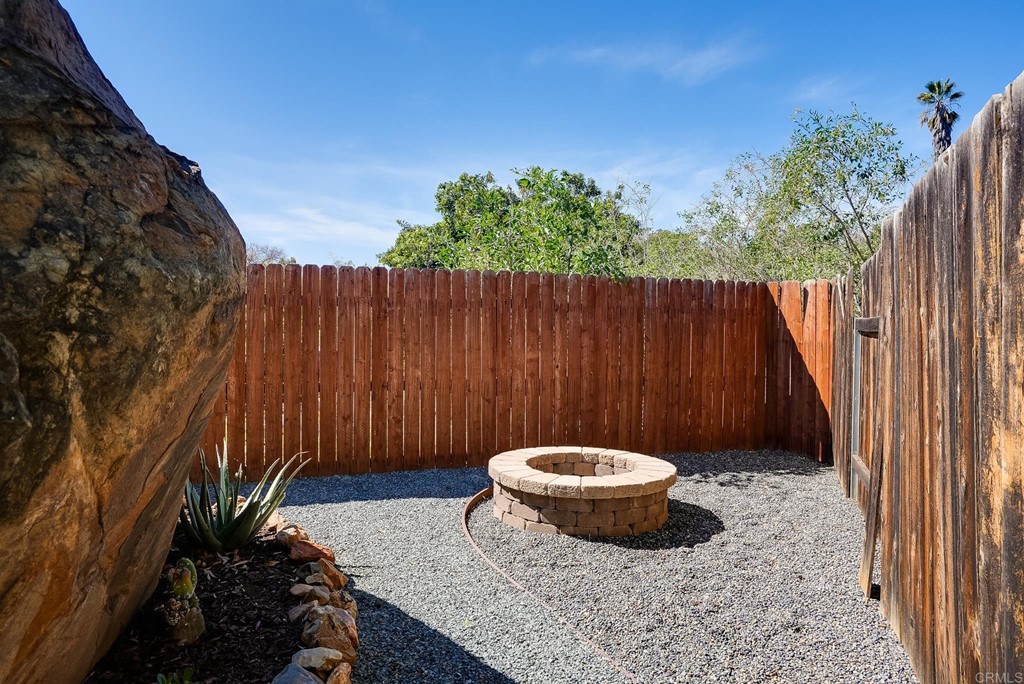 225 Hypoint Place Escondido, CA 92027 - Photo 45 of 63