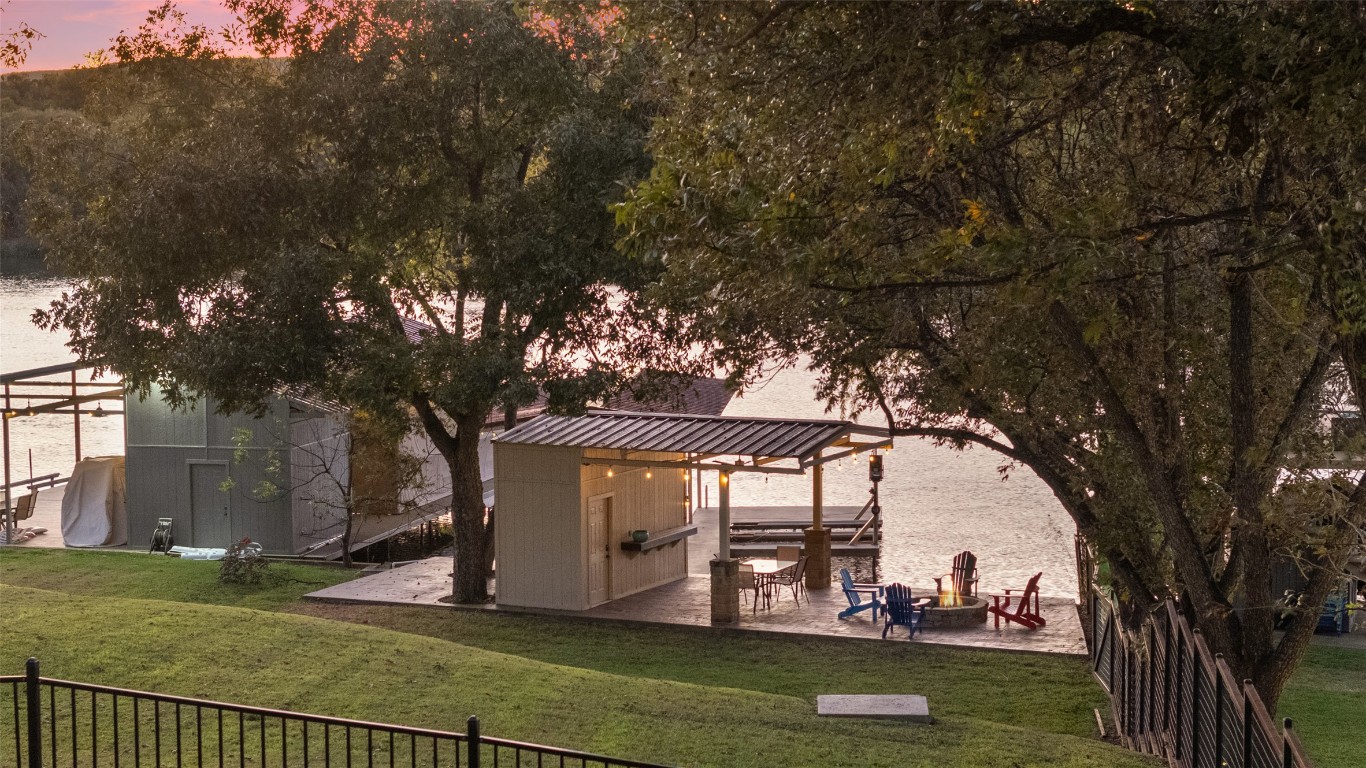 1601 County Road 118B Burnet, TX 78611 - Photo 2 of 22