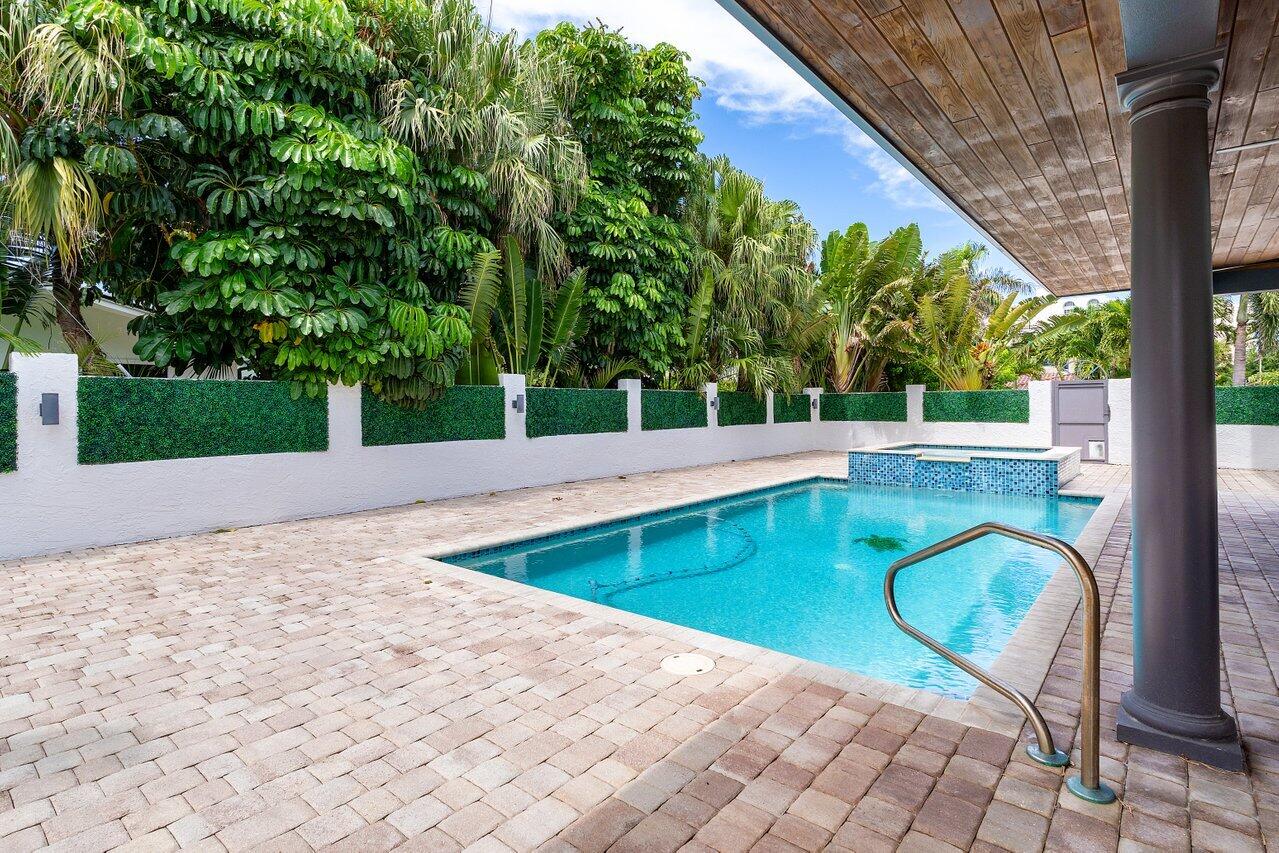 811 Southeast 31st Street Boca Raton, FL 33432 - Photo 35 of 46 033-811Southeast31stStreet-BocaRaton-FL-